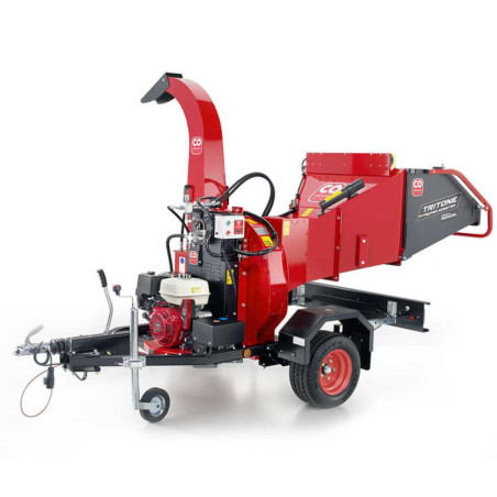 Profi-Benzin-Häcksler Tritone Super Monster GX390 auf Wagen
