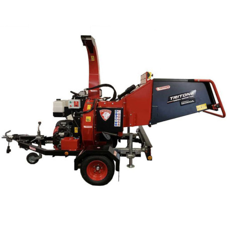 Benzin-Häcksler Tritone Super Monster GX690 auf Wagen